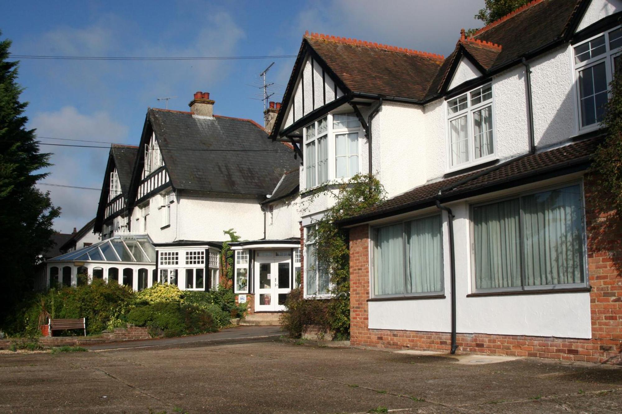 Clifton Lodge Hotel High Wycombe Ngoại thất bức ảnh