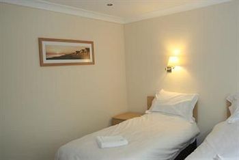 Clifton Lodge Hotel High Wycombe Ngoại thất bức ảnh